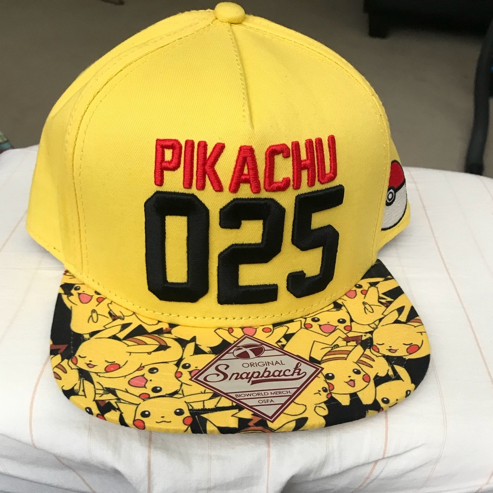 Pokémon Pikachu original SnapBack! NWOT